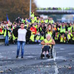 "Ils n’ont pas tué un mouvement, ils ont tenté d’éteindre un espoir. Mais l’espoir ne meurt pas. Il se transforme, il apprend, il revient. Plus fort, plus lucide, plus solidaire. Ce que les Gilets Jaunes ont semé, personne ne pourra jamais l’arracher."